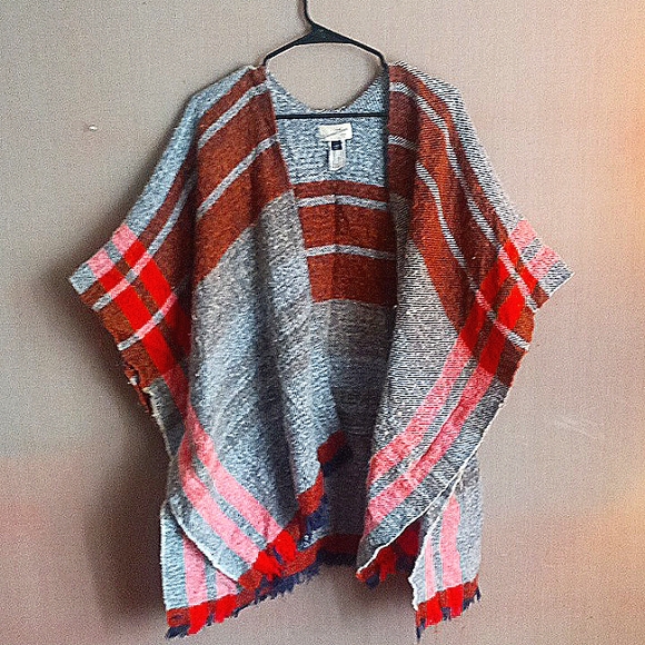 Universal Thread one size cover up - Picture 1 of 5